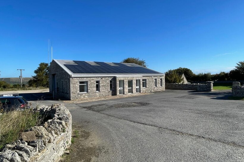 GALLOWS GORE, WORTH MATRAVERS Property to rent - £3,750 pcm (£865 pw)
