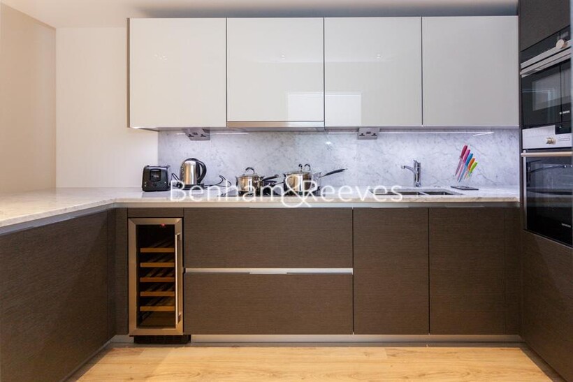Beadon Road,  Fulham W6 2 bed apartment to rent - £3,450 pcm (£796 pw)