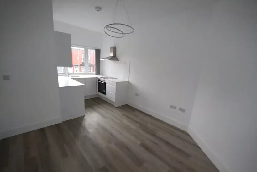 Tempest Road, Leeds, LS11 6RD 1 bed flat to rent - £675 pcm (£156 pw)