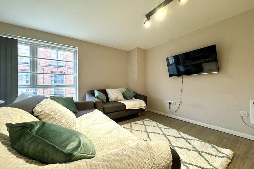 Nottingham NG7 5 bed house share to rent - £430 pcm (£99 pw)