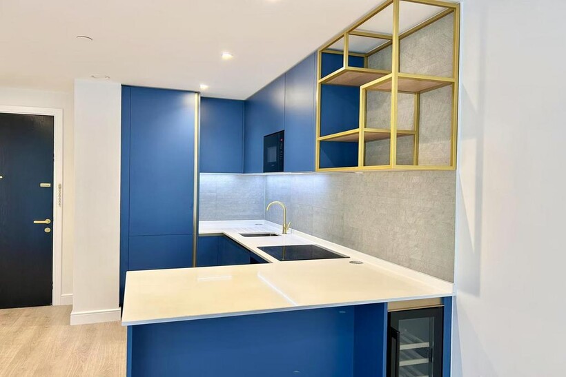 Waterview House, Wembley HA0 1 bed flat to rent - £1,900 pcm (£438 pw)