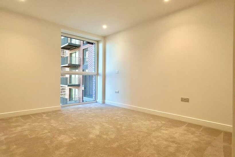 Waterview House, Wembley HA0 1 bed flat to rent - £1,900 pcm (£438 pw)