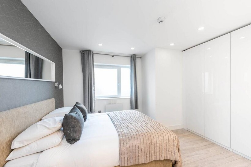 Sloane Avenue, Chelsea, London, SW3 2 bed flat to rent - £11,267 pcm (£2,600 pw)