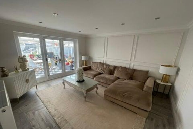 Rowan Drive, Handsacre, Rugeley, WS15 3 bed detached house to rent - £1,395 pcm (£322 pw)