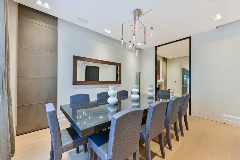 Montpelier Square, Knightsbridge... 6 bed house to rent - £34,667 pcm (£8,000 pw)