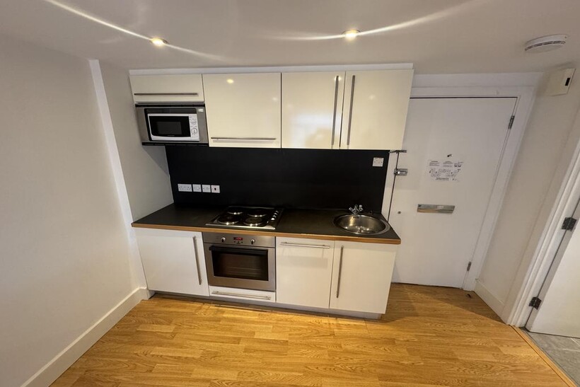 Sloane Avenue, London SW3 1 bed apartment to rent - £2,730 pcm (£630 pw)