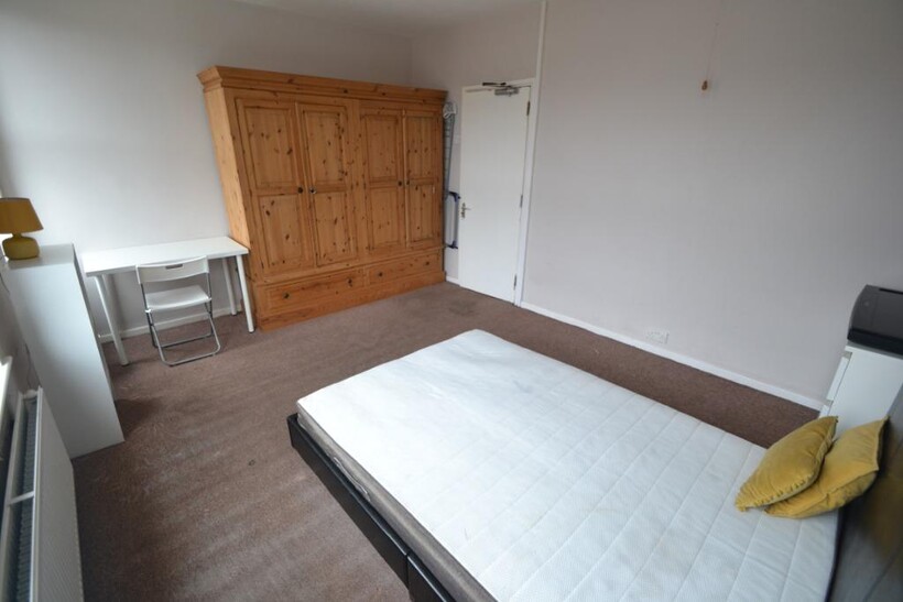 Exchange Road, West Bridgford NG2 4 bed terraced house to rent - £1,560 pcm (£360 pw)