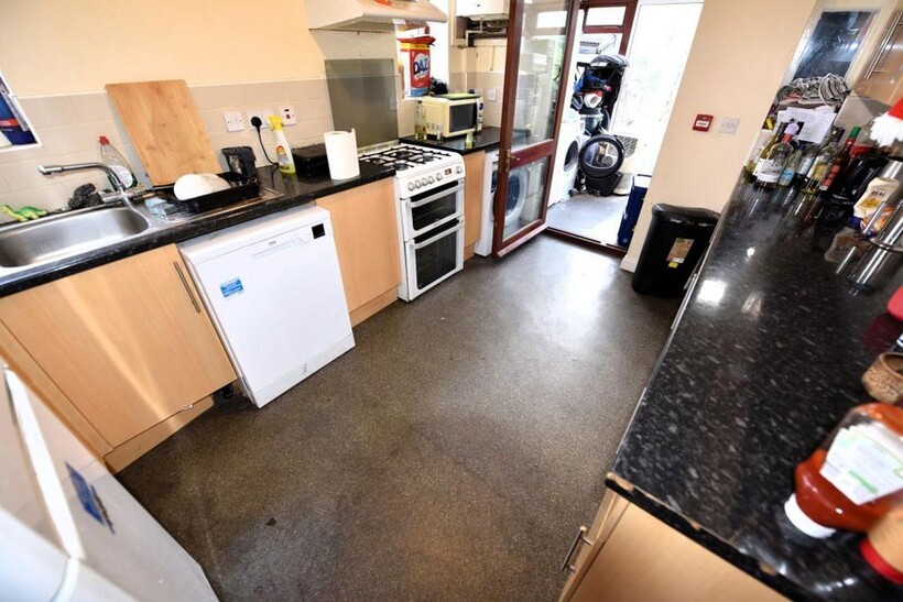 St Anns Lane 5 bed house to rent - £2,492 pcm (£575 pw)