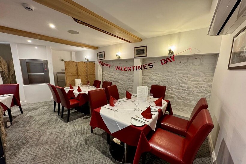 Pizzeria Romana, 17 Charing Cross, St... Property to rent - £4,117 pcm (£950 pw)