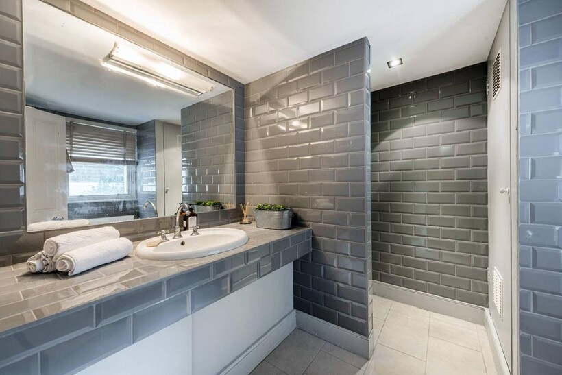 Oakley Street, Chelsea, London, SW3 5 bed terraced house to rent - £21,667 pcm (£5,000 pw)