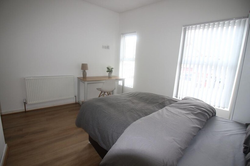 Coventry CV3 6 bed terraced house to rent - £525 pcm (£121 pw)