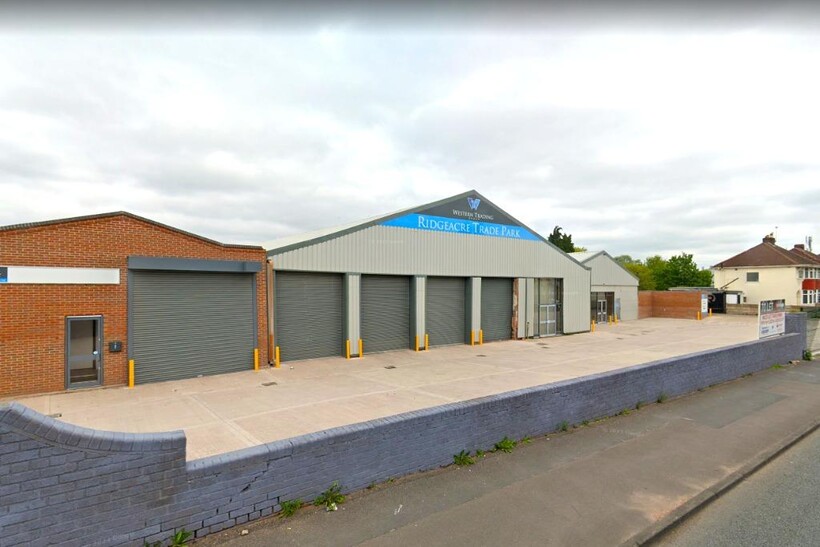Church Lane, West Bromwich, West... Property to rent - £4,375 pcm (£1,010 pw)