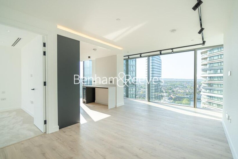 Valencia Tower, Bollinder Place EC1V 1 bed apartment to rent - £3,400 pcm (£785 pw)