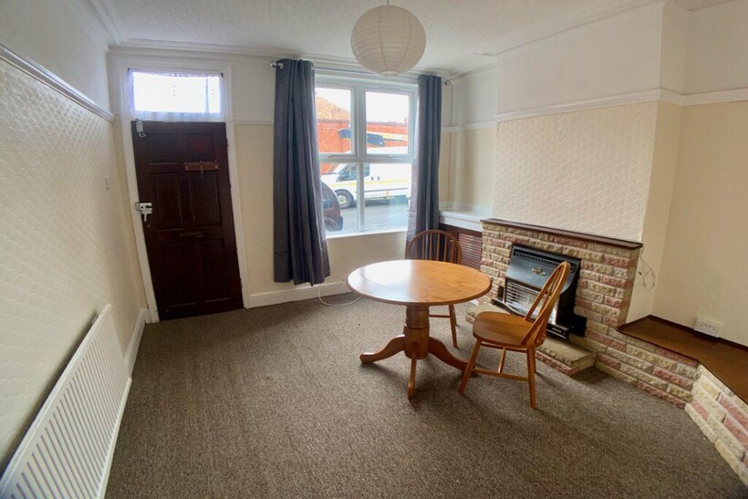 Western Road, Leicester LE3 2 bed terraced house to rent - £1,083 pcm (£250 pw)
