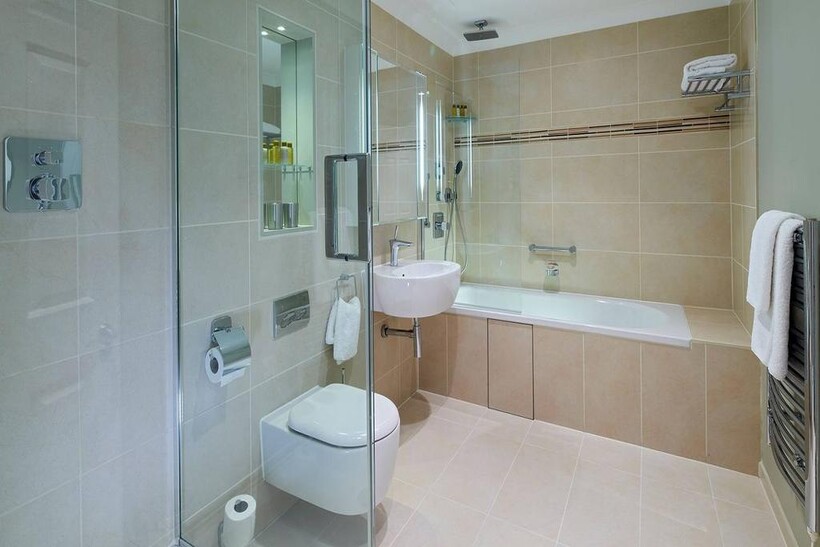 Bow Lane, St Pauls, London, EC4M 2 bed flat to rent - £9,100 pcm (£2,100 pw)