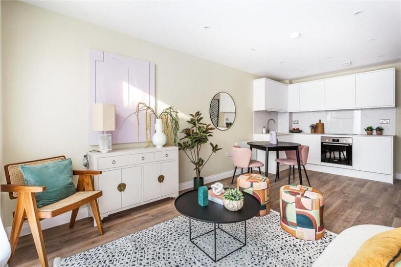 31 Power Close, Guildford GU1 1 bed apartment to rent - £1,450 pcm (£335 pw)