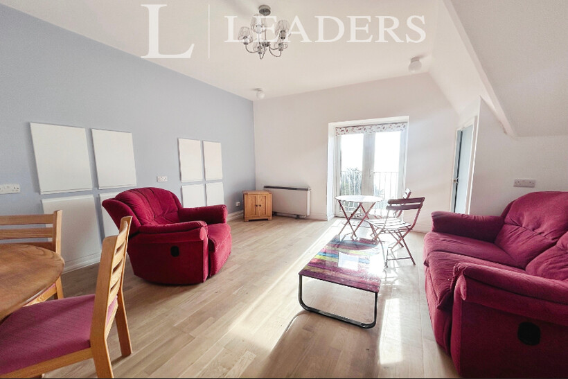 West Cliff Gardens, Bournemouth 1 bed apartment to rent - £1,395 pcm (£322 pw)