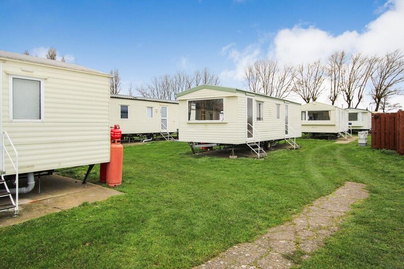 Ashcroft Coast Holiday Park... 2 bed bungalow to rent - £700 pcm (£162 pw)