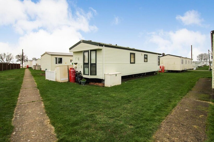 Ashcroft Coast Holiday Park... 2 bed bungalow to rent - £700 pcm (£162 pw)