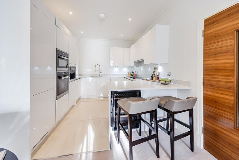 Palace Wharf, London, W6 2 bed apartment to rent - £4,442 pcm (£1,025 pw)