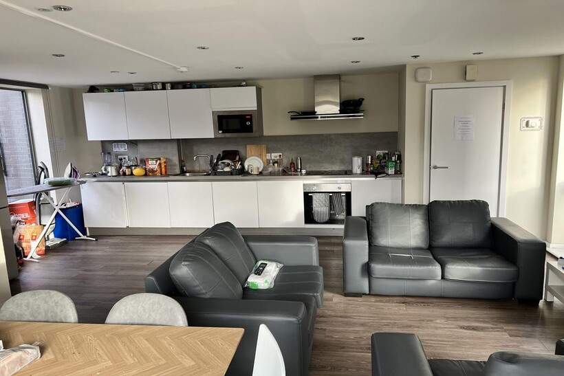 Sudbury Street, S3 5 bed house to rent - £541 pcm (£125 pw)