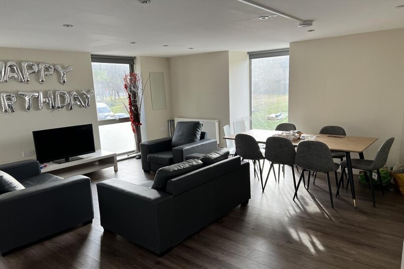 Sudbury Street, S3 5 bed house to rent - £541 pcm (£125 pw)