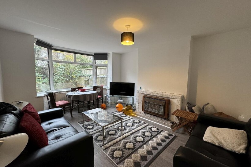 Nottingham NG7 4 bed house share to rent - £435 pcm (£100 pw)