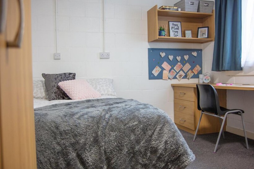 St Peter Street, Aberdeen, AB24 1 bed in a flat share to rent - £394 pcm (£91 pw)