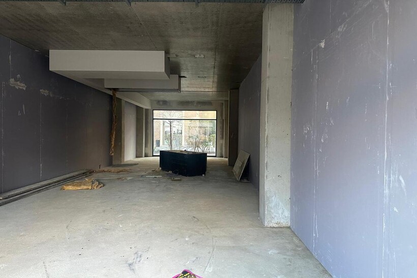 2 Material Walk, Hayes, Greater... Retail property (high street) to rent - £2,566 pcm (£592 pw)