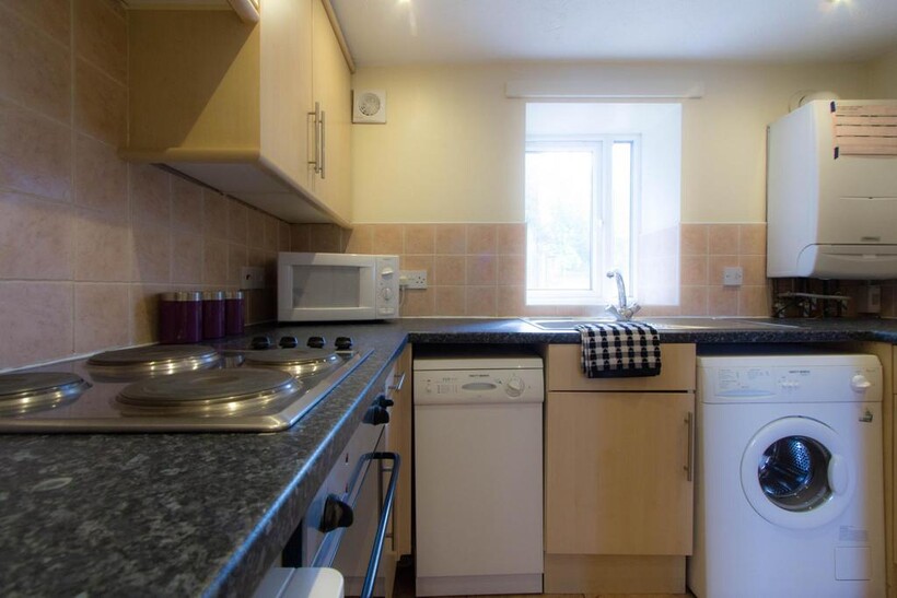 Woodsley Road, Leeds 3 bed flat to rent - £1,560 pcm (£360 pw)