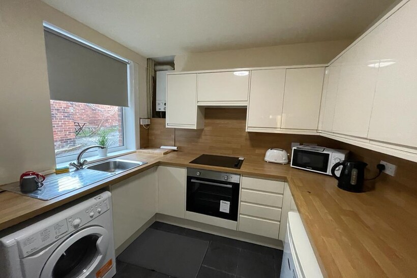 Claywood Road, Sheffield S2 6 bed terraced house to rent - £260 pcm (£60 pw)
