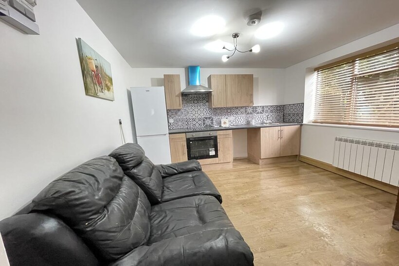 Kitchen/living