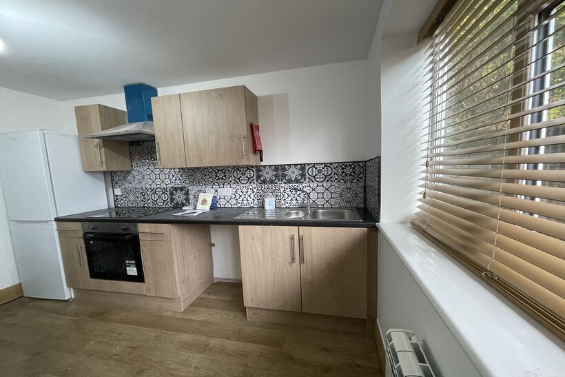 Kitchen/living