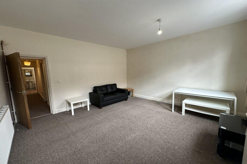 Tudor Road, Leicester LE3 1 bed ground floor flat to rent - £845 pcm (£195 pw)