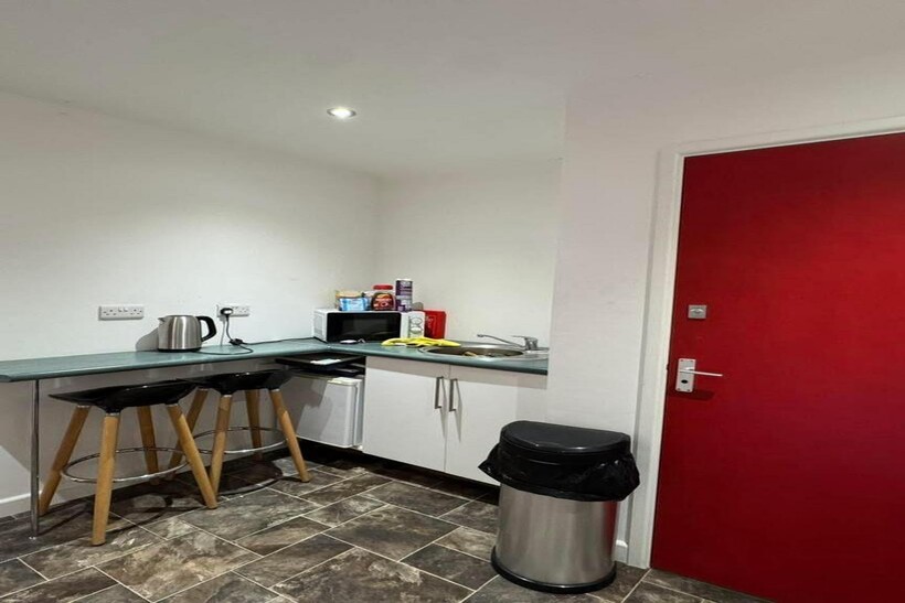Ravencarr Road, Sheffield S2 Property to rent - £275 pcm (£63 pw)