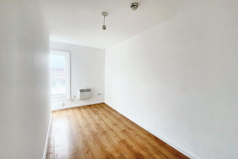 Week Street, Maidstone ME14 1 bed property to rent - £350 pcm (£81 pw)