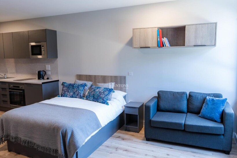 Boutique Student Living, 116-117 St... 1 bed flat to rent - £780 pcm (£180 pw)