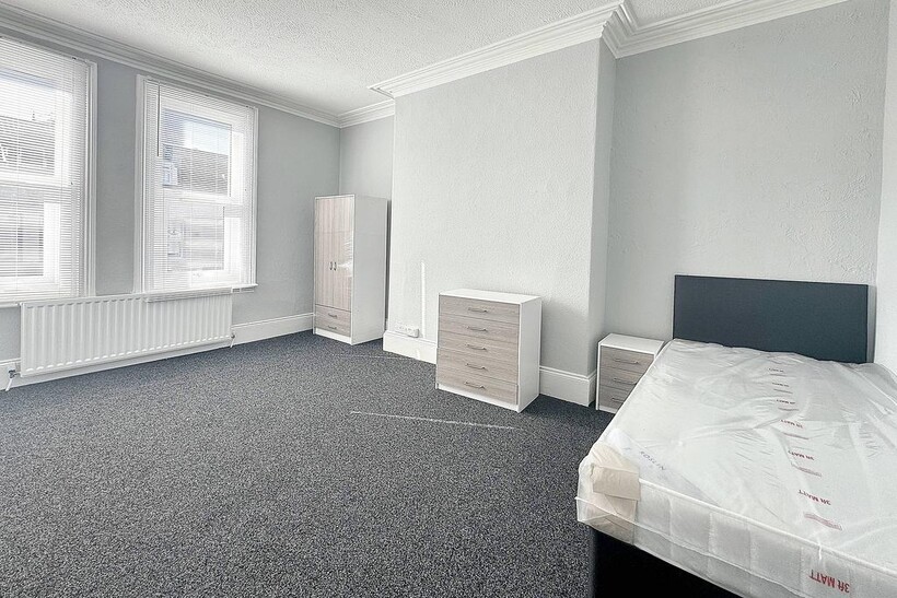 Cranbourne Terrace, Stockton-on-Tees... 6 bed house share to rent - £390 pcm (£90 pw)