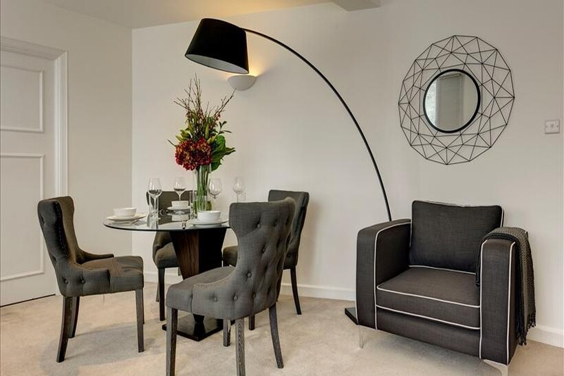 Hill Street, London W1J 2 bed apartment to rent - £5,200 pcm (£1,200 pw)