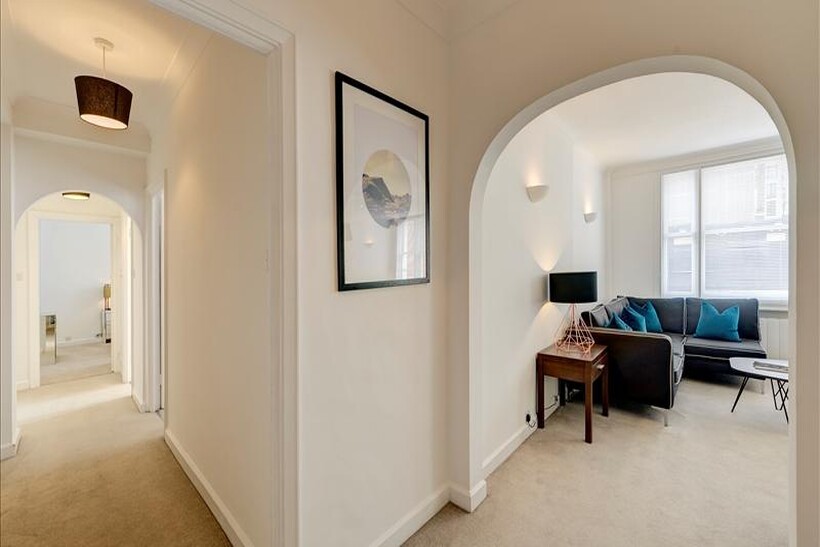 Hill Street, London W1J 2 bed apartment to rent - £5,200 pcm (£1,200 pw)