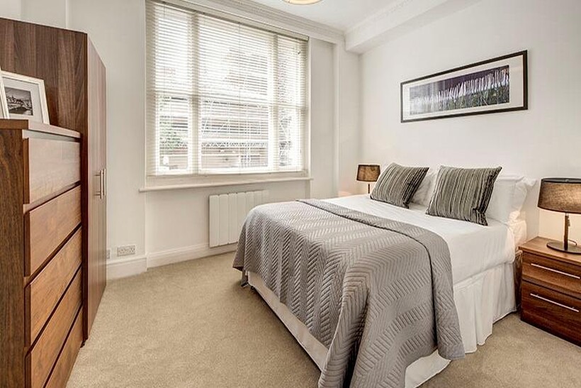 Hill Street, London W1J 2 bed apartment to rent - £5,417 pcm (£1,250 pw)