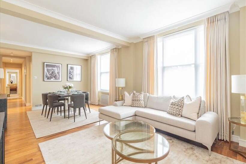 Hill Street, London W1J 3 bed apartment to rent - £6,933 pcm (£1,600 pw)
