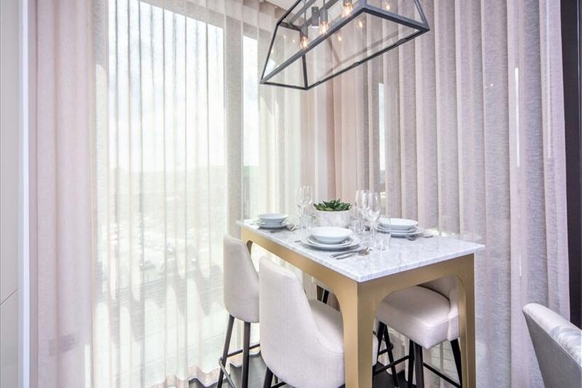 Charles Cloves Walk, London SW11 2 bed flat to rent - £3,683 pcm (£850 pw)
