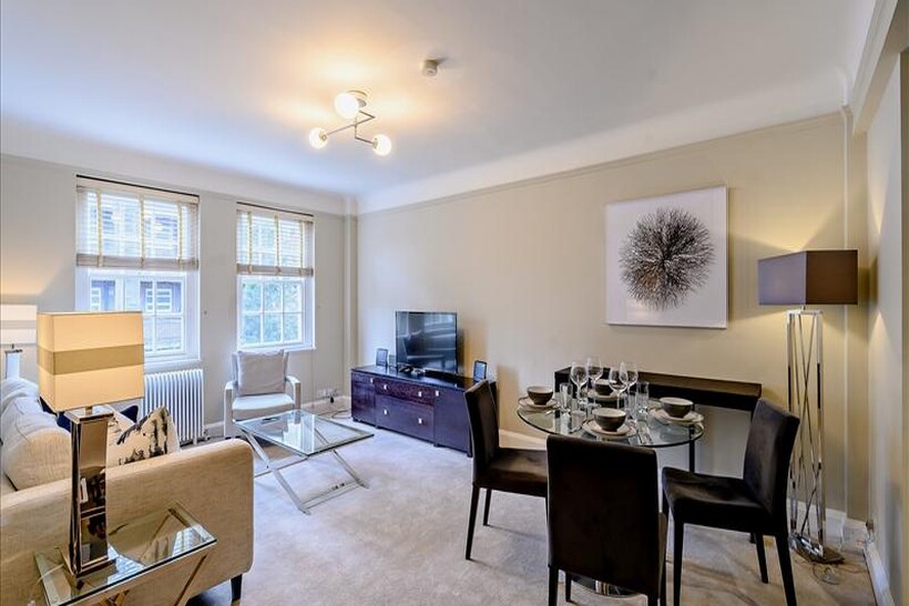 Fulham Road, London SW3 2 bed flat to rent - £4,333 pcm (£1,000 pw)