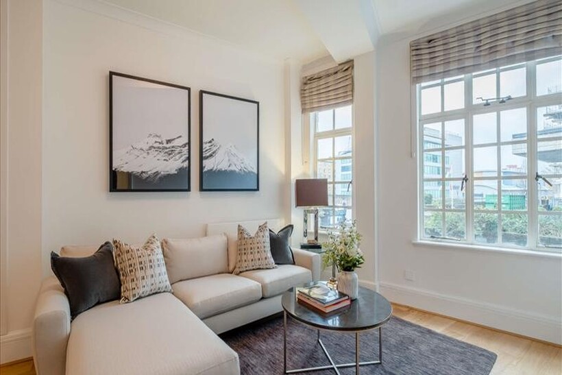 London NW8 2 bed apartment to rent - £4,182 pcm (£965 pw)