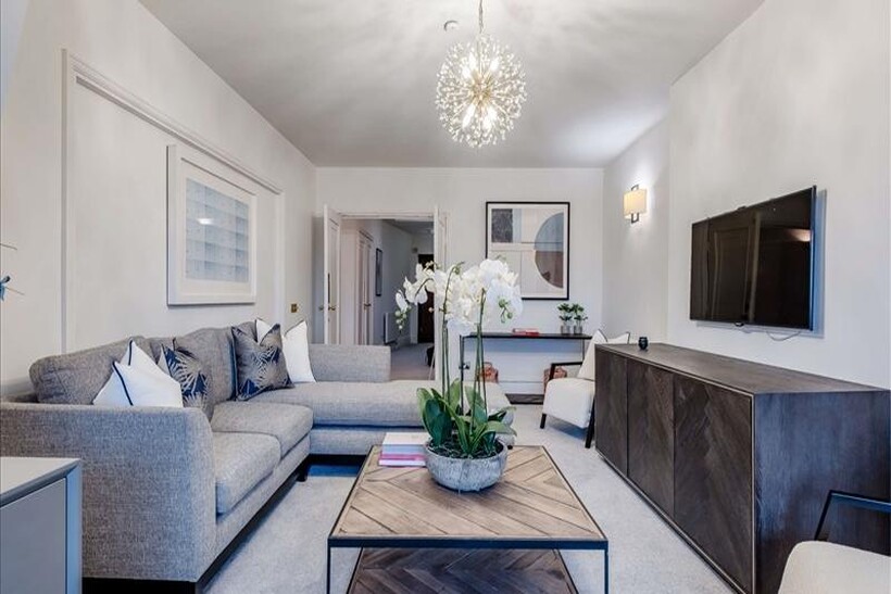 London NW8 4 bed apartment to rent - £9,815 pcm (£2,265 pw)