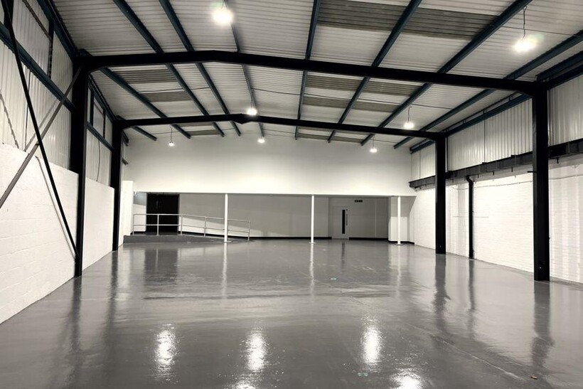 Photo 1