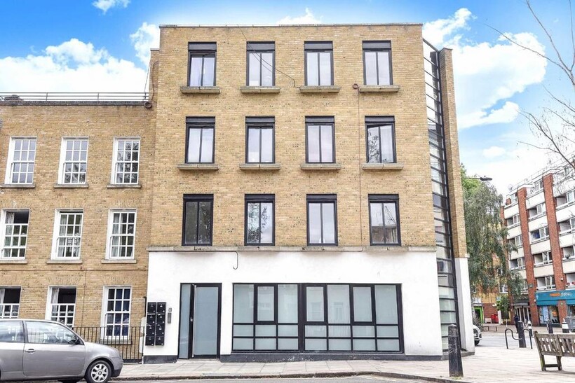 Malden Road, London NW5 2 bed flat to rent - £2,548 pcm (£588 pw)