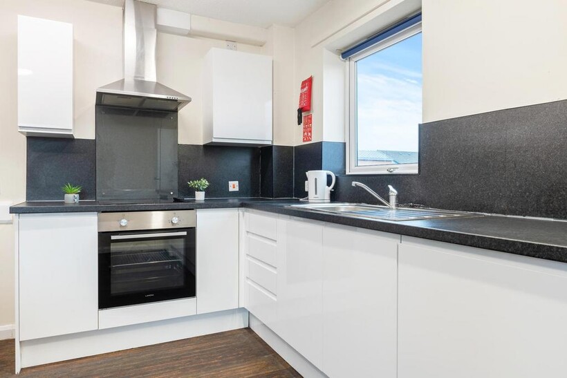 Derwent Way, Nottingham NG7 1 bed apartment to rent - £607 pcm (£140 pw)