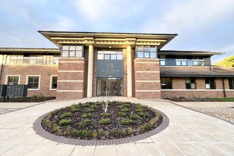 Ascot House, Lynch Wood, Peterborough... 2 bed apartment to rent - £1,075 pcm (£248 pw)
